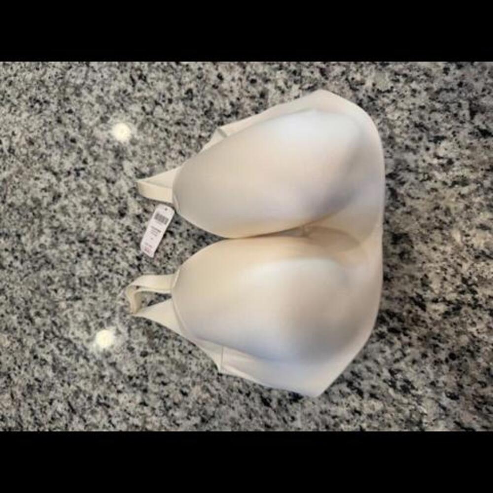 Soma - Vanishing Back Wireless Bra - 36‎ DD Ivory